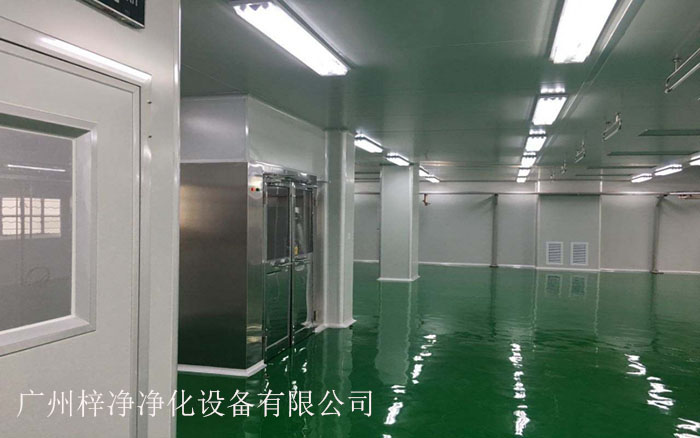 風(fēng)淋室主要用于對(duì)進(jìn)入潔凈室的人員進(jìn)行預(yù)處理，以減少帶入的塵埃和污染物。